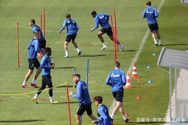 恩里克：登贝莱需要特别关注，备战欧冠至关重要